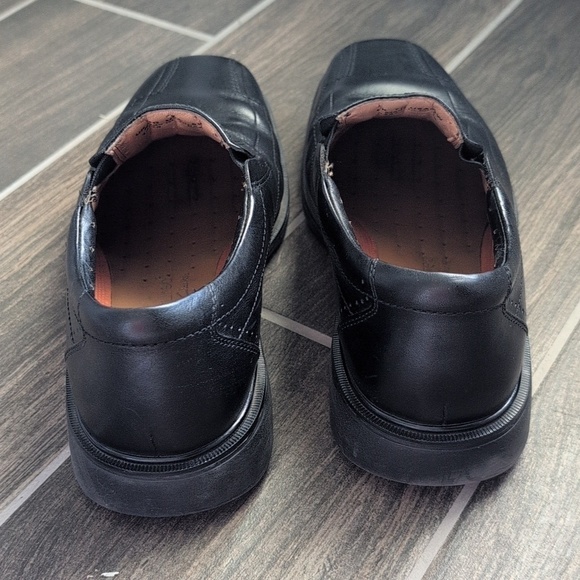 Clarks Unstructured Shoes Men’s 8W Comfort SlipOn Leather Black Loafers main image 5
